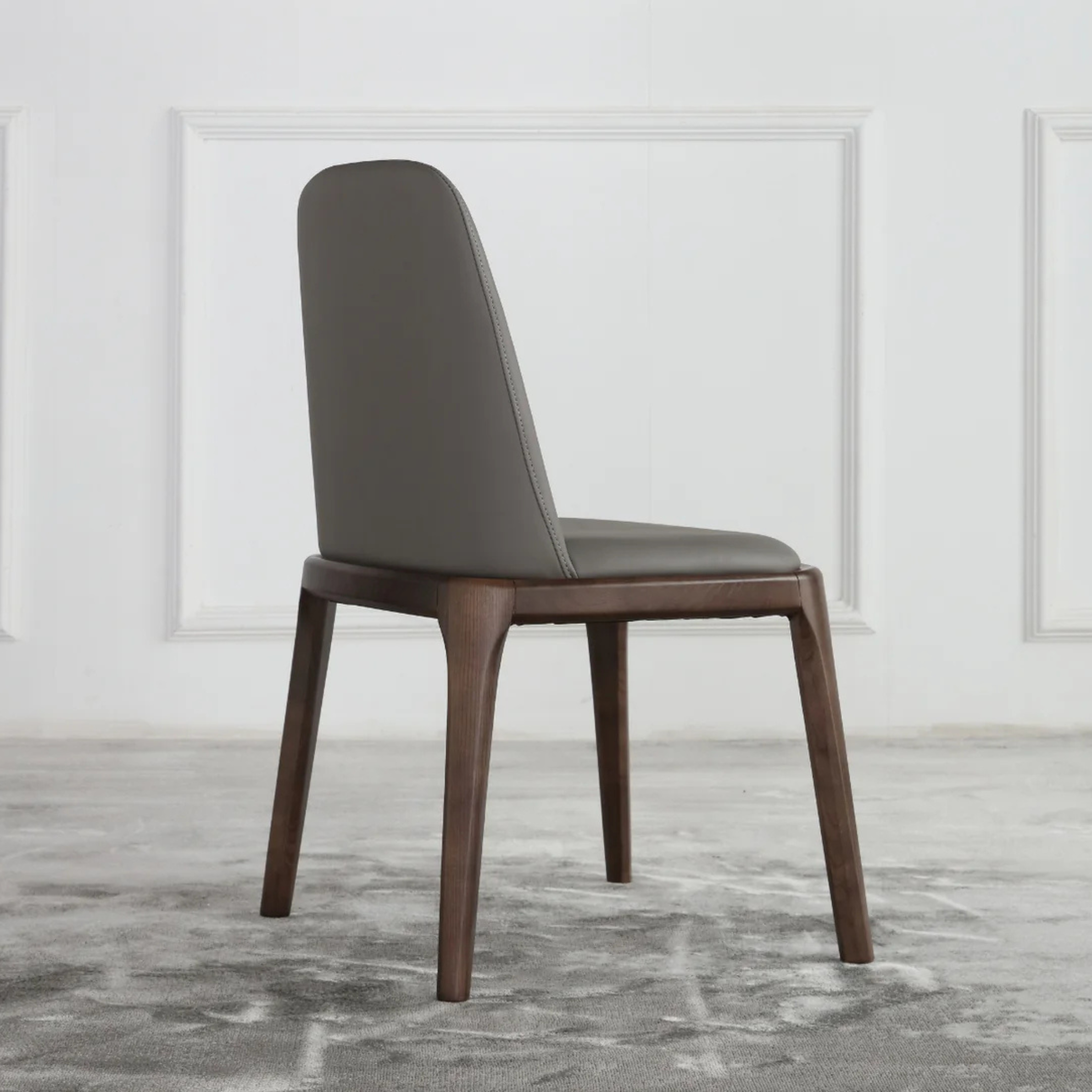 Eric Round Dining Room Set
