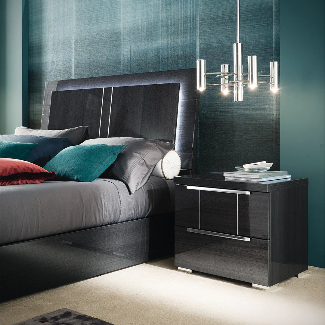 Versilia Nightstand