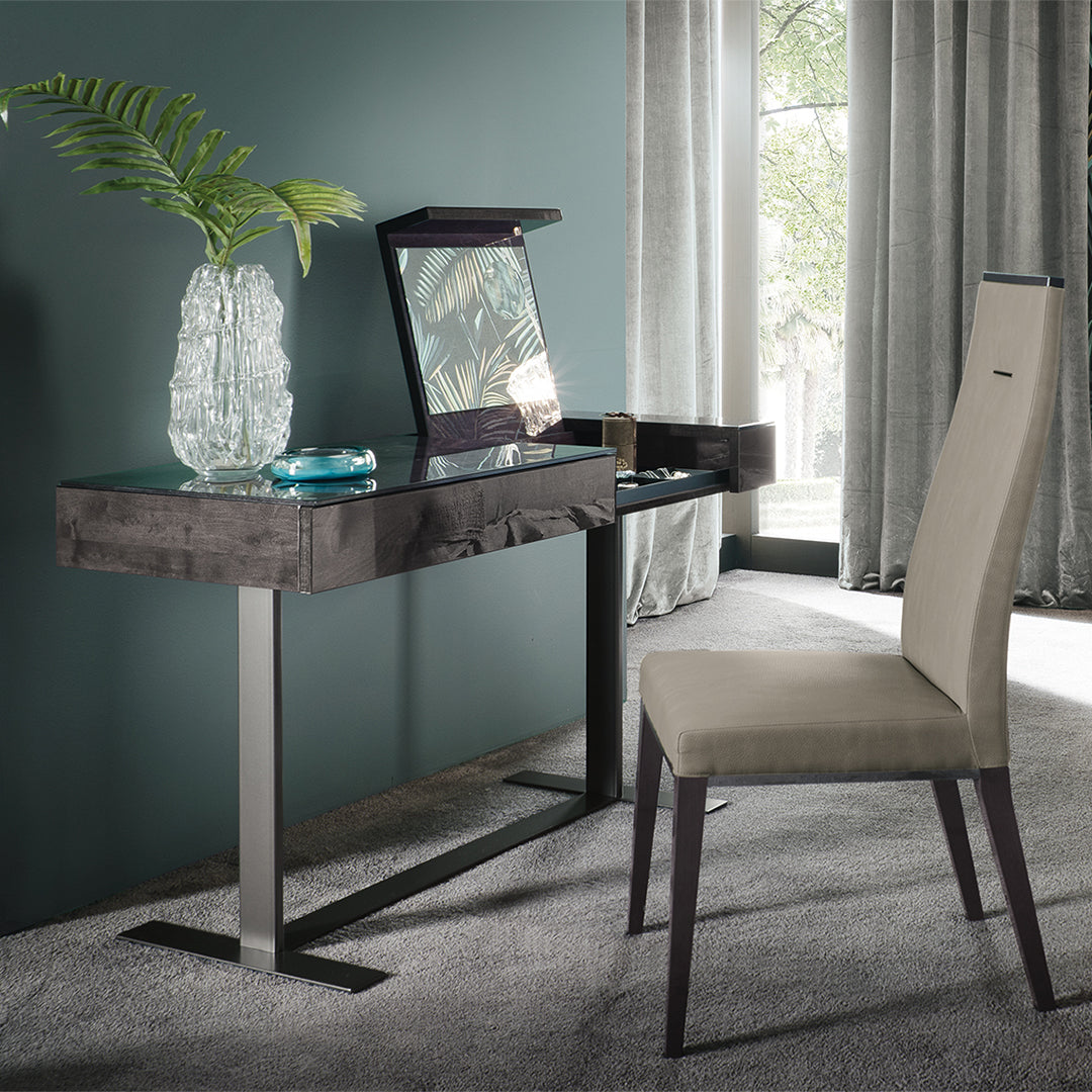 Heritage Bedroom Set